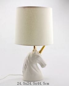 lámpara de mesa blanca de cerámica del unicornio