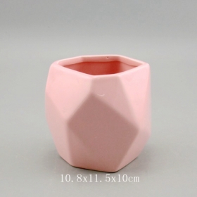 maceta suculenta facetada de cerámica rosa