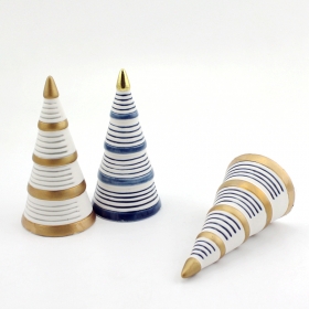 Ceramic ring cone display